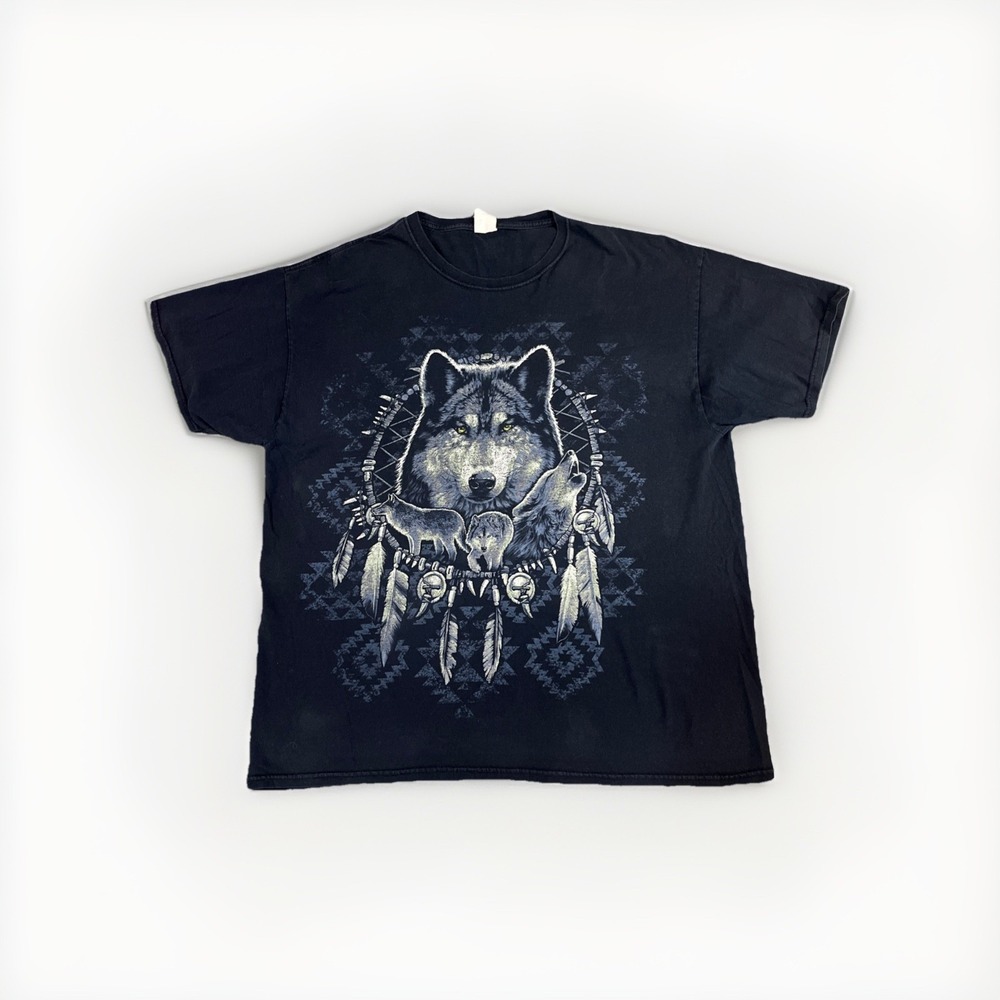 Vintage Native American Wolves Wolf T-shirt Mens Graphic Tee Clothing Size XL
